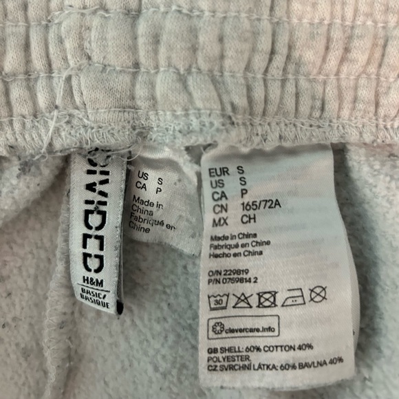 H&M size small sweatpants - Picture 3 of 3